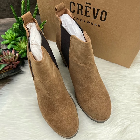 NIB Crevo Alicia Suede Lug Sole Chelsea Boot Bootie Tan 9M - Picture 2 of 13